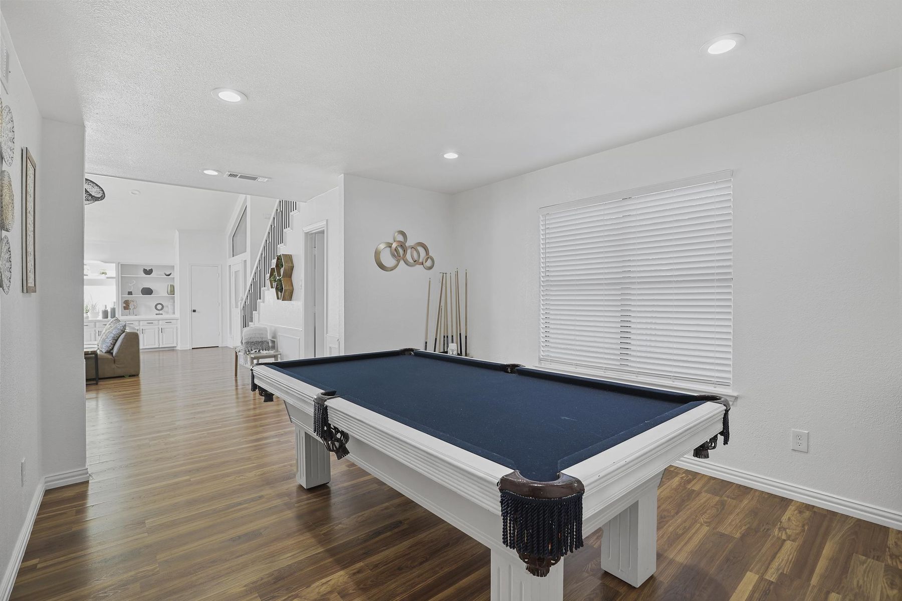 Pool table game room